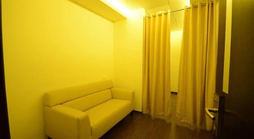 Hotel Royal Ritis Shimoga Esterno foto